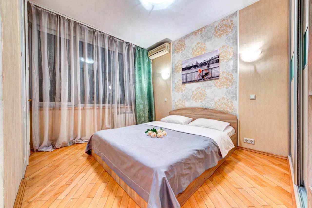 Apartments Of Bogdan Khmelnitsky Κίεβο Εξωτερικό φωτογραφία